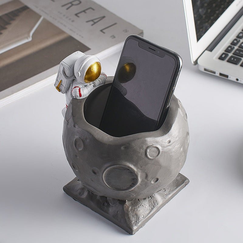 Be Curious Lil Astronaut Pen Holder - Divine Heart L.A.